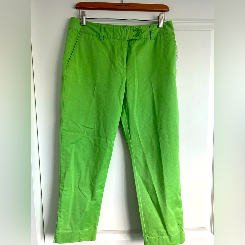 Vineyard Vines OTLT DayBoat Capri Wasabi color size 6